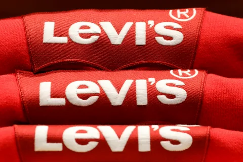 Levi's Review